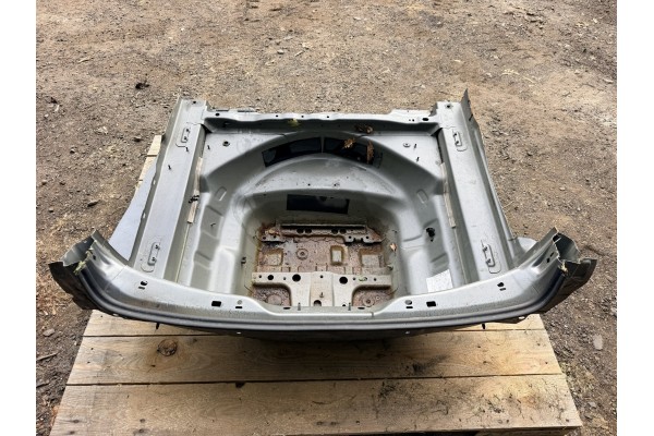 AUDI A4 B9 8W SEDAN PAST REAR TRUNK TUB 2016 2020 LZ7S
