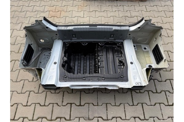 BMW 3 E90 SEDAN LCI LIFT 09 12 BELT REAR BATH QUARTER REAR Part manufacturer BMW OE