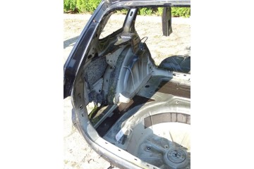 Panel trasero VW GOLF VI 2008-2013, Pozo de rueda de repuesto, 2 panel