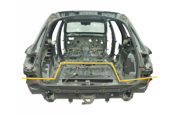 REAR BELT BATH MERCEDES GLC I X253 2015 2019 PAINT CODE 992