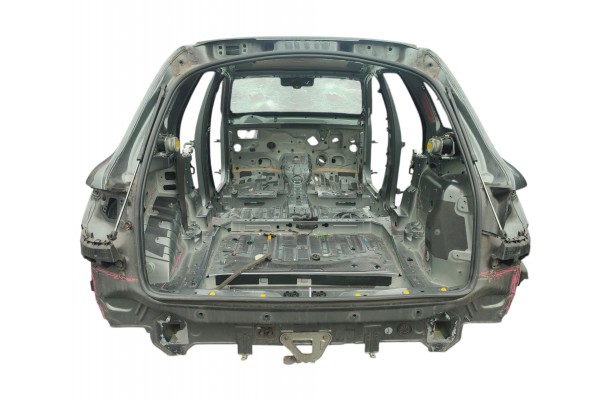 REAR BELT BATH MERCEDES GLC I X253 2015 2019 PAINT CODE 992 Part manufacturer Mercedes Benz OE
