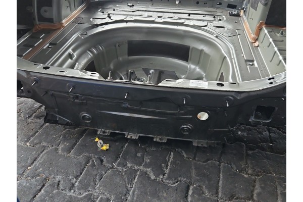 BELT REAR FLOOR TRUNK TUB VW PASSAT B9 STATION WAGON COLOR LF7C Part manufacturer Volkswagen OE