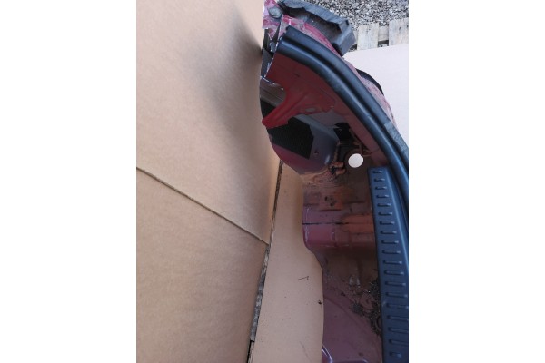 Ford Focus MK4 18- Panel Trasero Completo Hatchback 5 Puertas