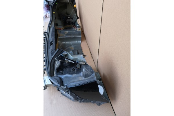 FORD FOCUS MK4 18 BELT REAR WALL COMPLETE STATION WAGON CONDITION BDB Version European