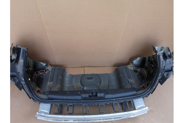 Ford Focus MK4 18- Panel trasero completo para maletero, versión famil