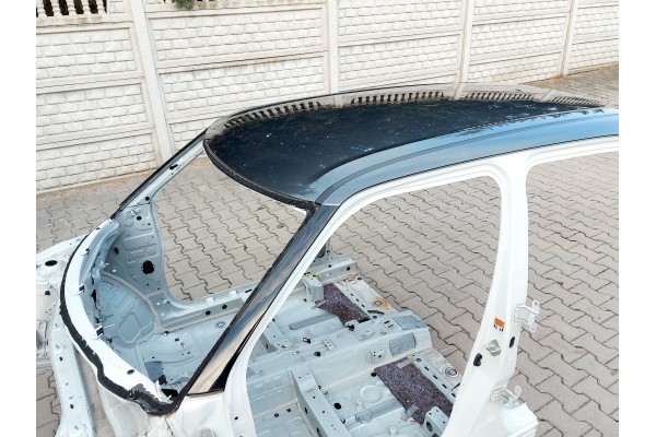 SUZUKI SWIFT VII MK9 24r Roof plating post DYH 24r Quality of parts according to GVO O original with manufacturer s logo OE
