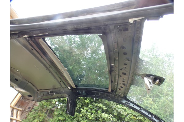 FOLDING ROOF RENAULT MEGANE III COUPE Catalog number of the part DACH SKADANY RENAULT MEGANE III COUPE