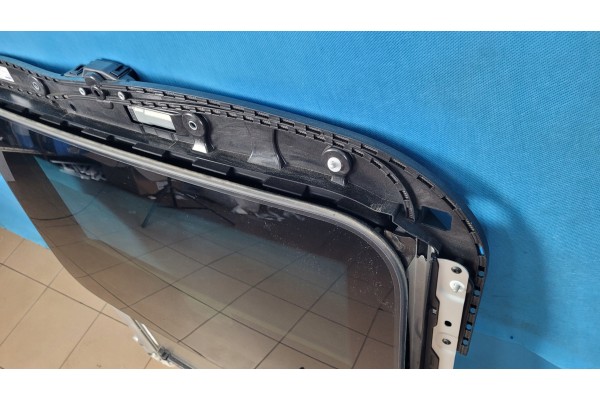 MERCEDES IN206 C200 SUNROOF PANORAMA A2067801800 A2239000532 A2067801401 Car type passenger cars