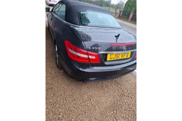 MERCEDES W207 C207 CONVERTIBLE ROOF FOLDED BLACK IDEAL FIT ON THE CAR
