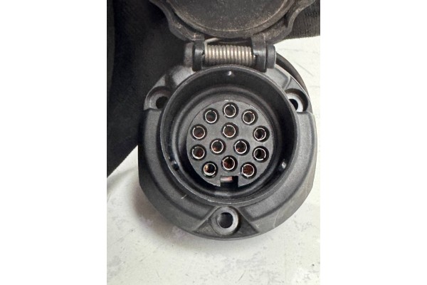 Electric hook socket Rear Tesla Model Y 1534249 Catalog number of the part 1534249