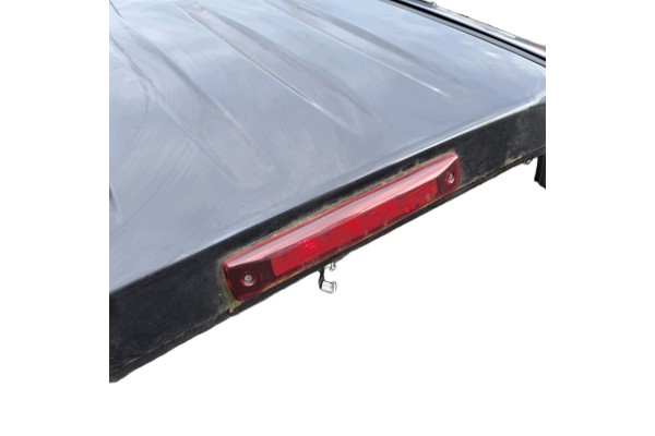 ISUZU D-MAX II 2013 Lámpara de Techo y Antena Completa