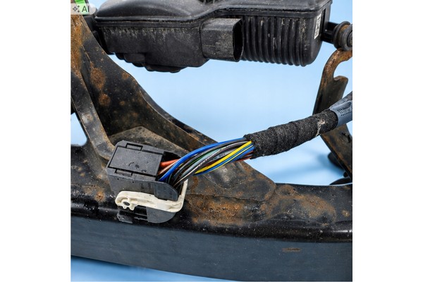 Electric Towing Hook AUDI A4 S4 B9 Original OE Rear 15 19 8W0800491M Catalog number of the part 8W0800491M AUDI A4 S4 B9