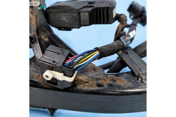8W0800491M AUDI A4 S4 B9 OE 15-19 ENGANCHE DE REMOLQUE ELÉCTRICO TRASE