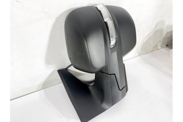 MIRROR RIGHT 6 PIN MAXUS V90 DELIVER 9 E DELIVER 3 2019 20102596 WJ 652 Version European