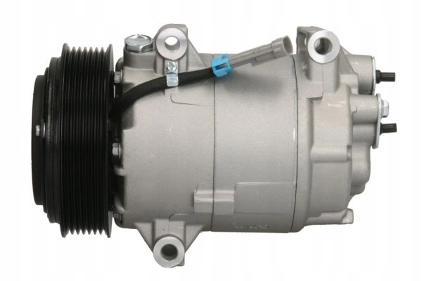 Air conditioning compressor KTT090366
