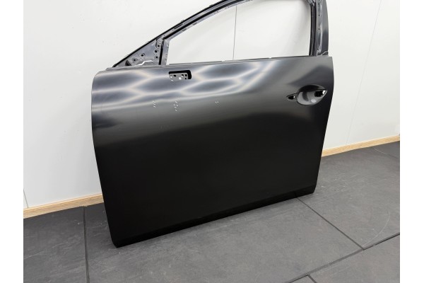 MAZDA 3 IV BP HB 2019r DOOR LEFT FRONT NEW ORIGINAL Quality of parts according to GVO O original with manufacturer s logo OE