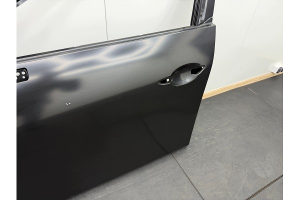 MAZDA 3 IV BP HB 2019r DOOR LEFT FRONT NEW ORIGINAL Car type passenger cars