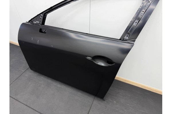 Puerta Delantera Izquierda Mazda 3 IV (BP) Hatchback 2019-Presente - N