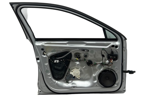 Puerta Delantera Izquierda para VW Passat B8 Variant, Número de Parte 