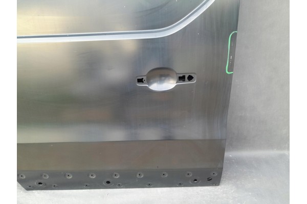 RENAULT HIT III OPEL VIVARO SIDE DOOR RIGHT SLIDING ORYG Color to be painted