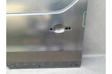 RENAULT HIT III OPEL VIVARO SIDE DOOR RIGHT SLIDING ORYG Color to be painted