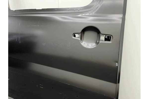Puerta corredera derecha FIAT SCUDO / CITROEN JUMPY / PEUGEOT EXPERT 2