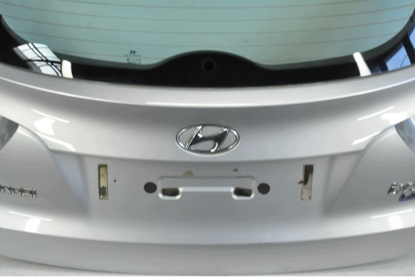 TAILGATE REAR HYUNDAI IX35 LIFT RAH 100UM Part manufacturer Hyundai OE