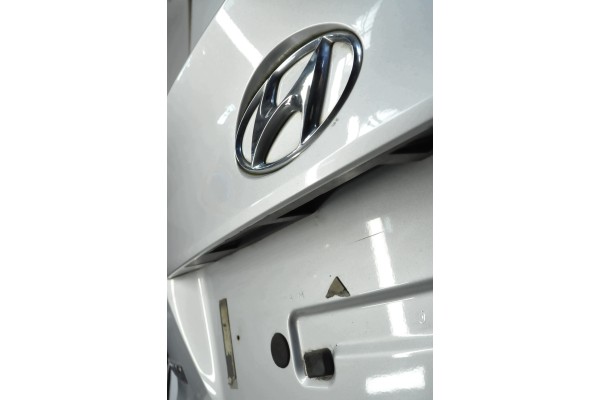 Tapa Trasera del Maletero para Hyundai ix35 Facelift (RAH 100UM)