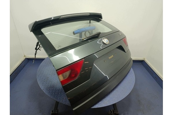 BMW X3 E83 03 TAILGATE A11 HIGHLANDGRUEN Part manufacturer BMW OE