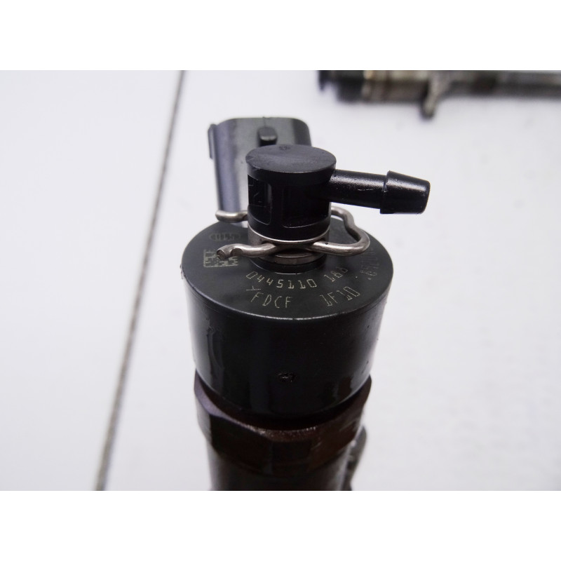 0445110188 INYECTOR FORD FOCUS BERLINA (CAP)