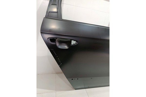 DOOR RIGHT REAR VW PASSAT B7 STATION WAGON NEW ORIGINAL HALL 9862 Installation side rear right