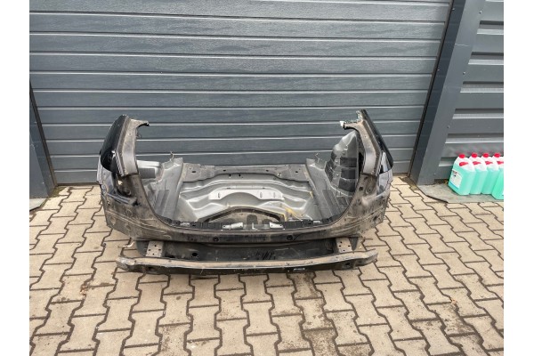 MERCEDES E W212 SEDAN BELT REAR BATH
