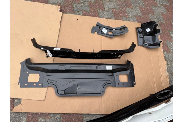 AUDI A4 B9 8W9 STATION WAGON BELT REAR SET 8IN9813307A 8IN9813331 EXCHANGE