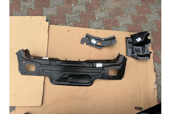 AUDI A4 B9 8W9 STATION WAGON BELT REAR SET 8IN9813307A 8IN9813331 EXCHANGE Packaging status original