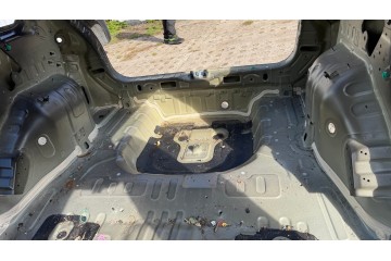KIA NIRO EV BELT REAR TRUNK FLOOR BATH 16 22 ABP Part manufacturer Kia OE