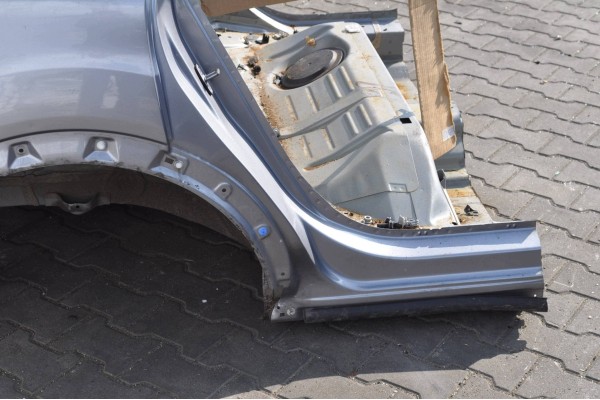 Panel trasero lateral izquierdo o derecho CITROEN C4 III 2023 (Sección
