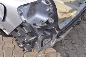 Panel trasero lateral izquierdo o derecho CITROEN C4 III 2023 (Sección
