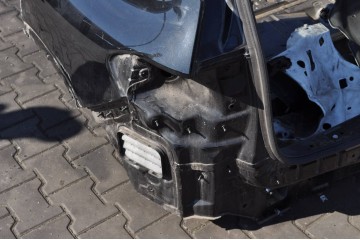Panel trasero lateral derecho e izquierdo Mercedes EQB X243, guardabar