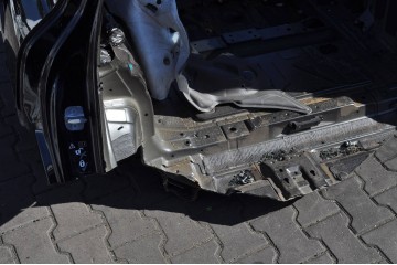 Panel trasero lateral derecho e izquierdo Mercedes EQB X243, guardabar