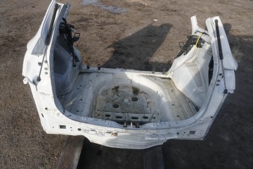 HYUNDAI i30 II GD KOMBI BLOTNIK REAR BELT TRW WHITE 2014r