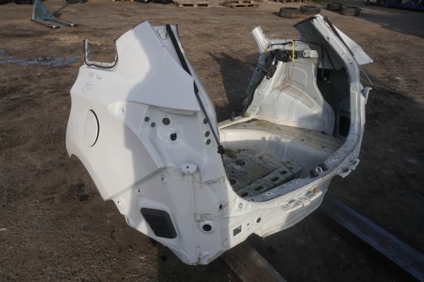 HYUNDAI i30 II GD KOMBI BLOTNIK REAR BELT TRW WHITE 2014r Packaging status replacement