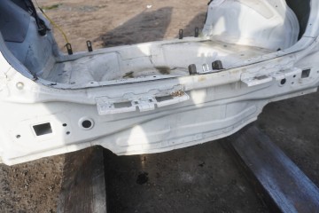 HYUNDAI i30 II GD KOMBI BLOTNIK REAR BELT TRW WHITE 2014r Part manufacturer Hyundai OE