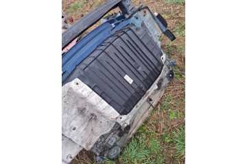 MERCEDES W205 PLATIC TUB REAR LUGGAGE COMPARTMENT 2056100175 IDEAL PETROL Catalog number of the part W205WANNAGAZNIKA