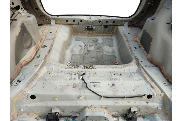 REAR BELT BATH HONDA HR V II 2013 2018 PAINT CODE NH788P Packaging status replacement