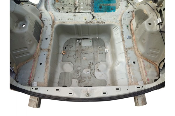 REAR BELT BATH HONDA HR V II 2013 2018 PAINT CODE NH788P Product weight with unit packaging 40 kg