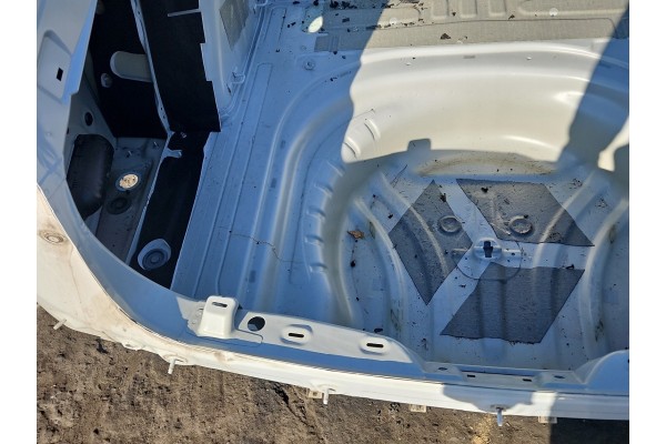 BELT REAR FLOOR TRUNK TUB SKODA OCTAVIA IV HB Car type passenger cars
