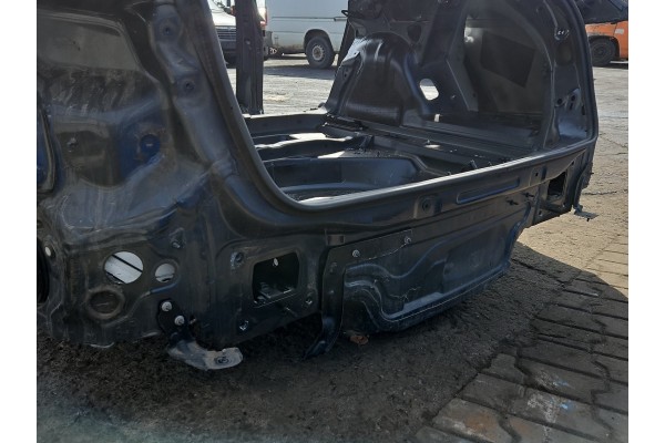 BELT REAR FLOOR TRUNK TUB AUDI A4 B9 STATION WAGON
