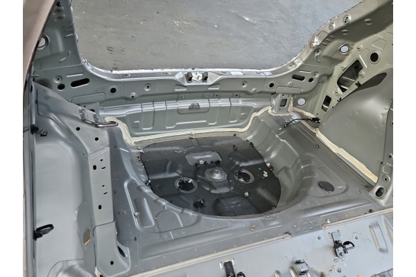 BELT REAR FLOOR TRUNK TUB HYUNDAI I30 III HB 16 24 Car type passenger cars