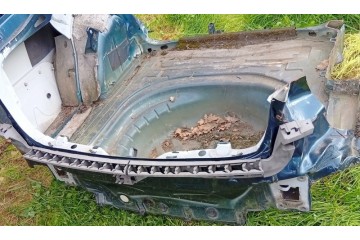 Rear belt bathtub Skoda octavia III Part manufacturer Skoda OE