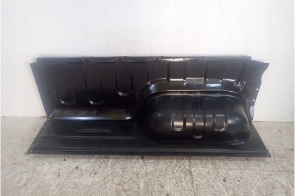 WHEEL BAY WHEEL ARCH BATH FLOOR LEFT TOYOTA HILUX